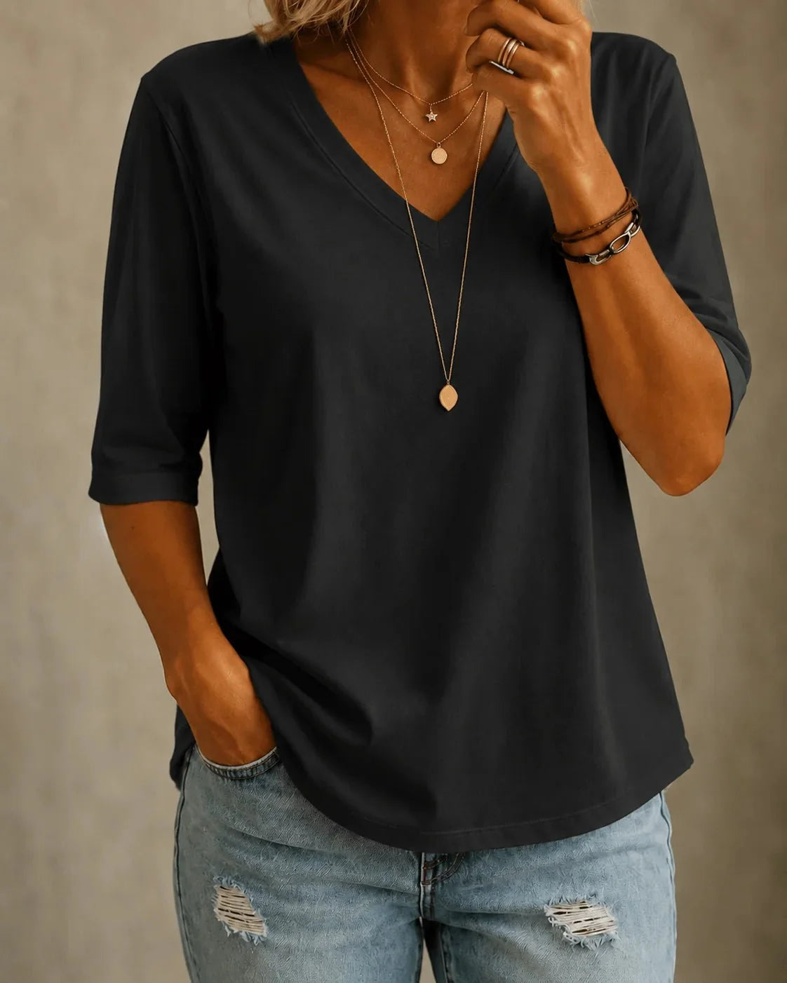 Monroe | Classic V-Neck Tee